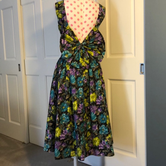 All That Jazz Boutique Dress - Picture 2 of 8